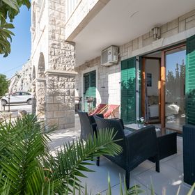 Apartment Sima Omis