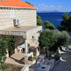 Apartments Rud Lumbarda