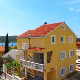 Apartments Sandra Kruševo