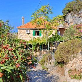 House Gora Bobovisce