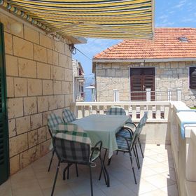 Apartment Fran Postira