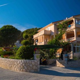 Apartments Anka Kampor II