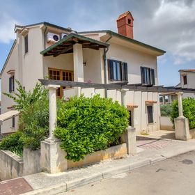 Apartments Eli Mali Losinj