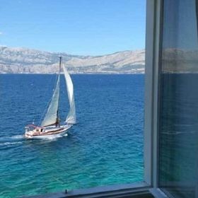 Apartments Sova Postira