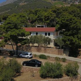 Apartments Var Sveta Nedjelja