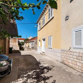 Apartment Niks Vela Luka