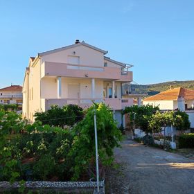 Apartment Slaven Vinisce