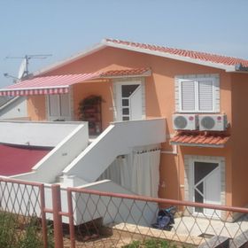 Apartments Ante Seget Vranjica II III