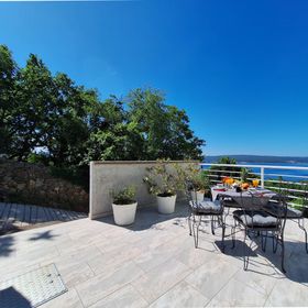 Apartments Olea Dramalj