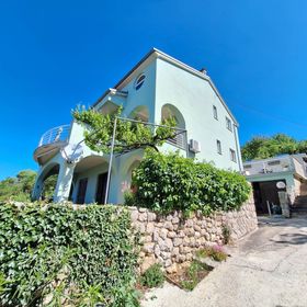 Apartments Olea Dramalj