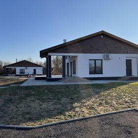 Pasku-Parti Vendégház Mezőladány