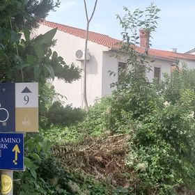 Apartments Insula Insule Skrbčići