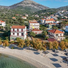 House VesnaD Seget Vranjica