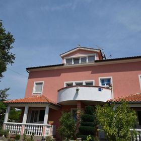 Apartments Jozefina Malinska II