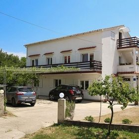 Apartment Nika Silo II