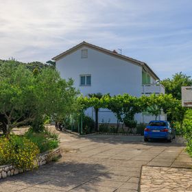 Apartments Petar Kampor