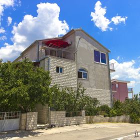 Apartments Vinko Primosten II