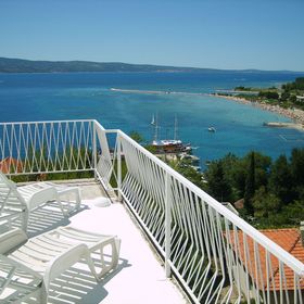 Apartments Ivan Omis II