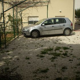 Apartments Mari Omis