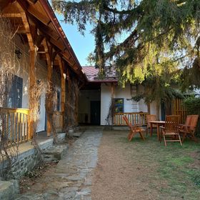 Fenyveskert Vendégház Mátraszentistván