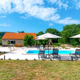 Villa Lea&Robi Unešić