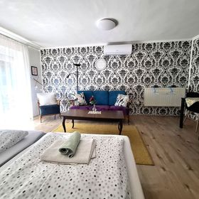 Napvirág Magánszállás Balatonakarattya