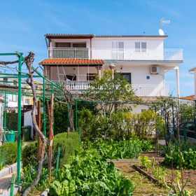 Apartments Neve Vodice