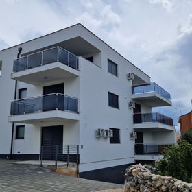 Apartments MATEJ Novalja