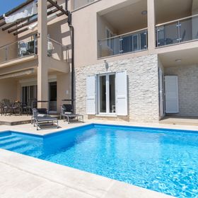 Apartments Pavlović Vodice