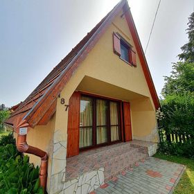 Sándor Nyaraló Balatonmáriafürdő