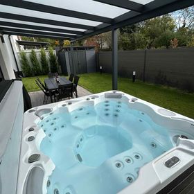 Waikiki Apartman House with Jacuzzi Siófok