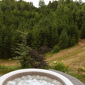 Coniferis Retreat Tomnatic