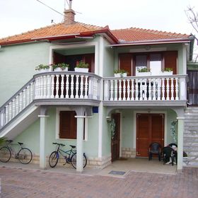 Apartment Mare Pakostane