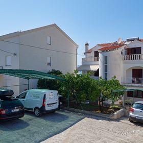 Apartment Natali Okrug Gornji