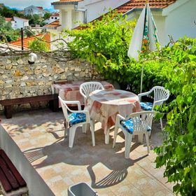 Apartment Kate Okrug Gornji