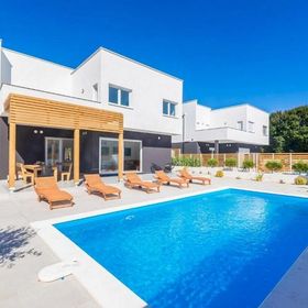 Nyaralóház Medencével Pag - 23342