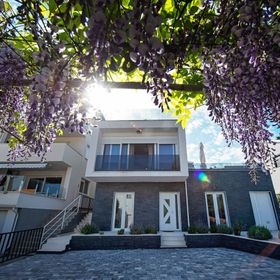 House Nepi Rogoznica