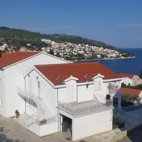 Apartments Stana Okrug Gornji