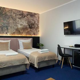 Cube House Aparthotel