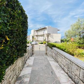 Apartment Daria Postira