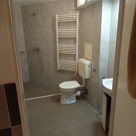 Orosz Major Vendégház Parasznya