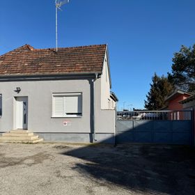 Vámház Vendégház Pápa