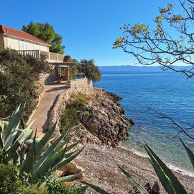 Halászkunyhó Nyaraláshoz A Tenger Mellett Öböl Medvidina, Hvar - 23709 Medvidina