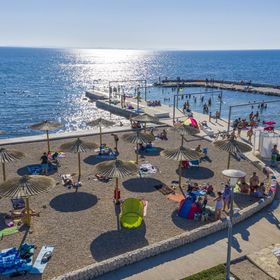 Apartments Koprivnjak Privlaka