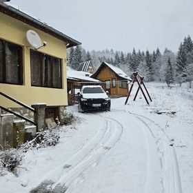 Casa Undeva la Moșie Podu Dâmboviţei