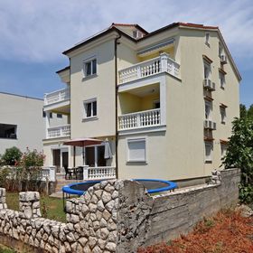 Apartmanok Parkolóhellyel Kostrena, Rijeka - 23422 Kostrena