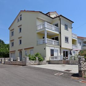 Apartmanok Parkolóhellyel Kostrena, Rijeka - 23422 Kostrena