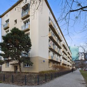 Lewartowskiego 4 | Urocze Studio | Wi-Fi