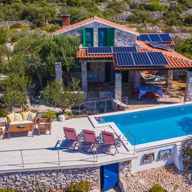 House Robinson Tiziana Drvenik Veliki