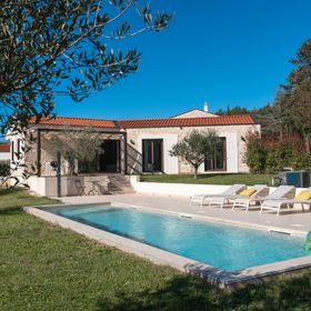 Villa Casa Vesta s bazenom Visnjan
